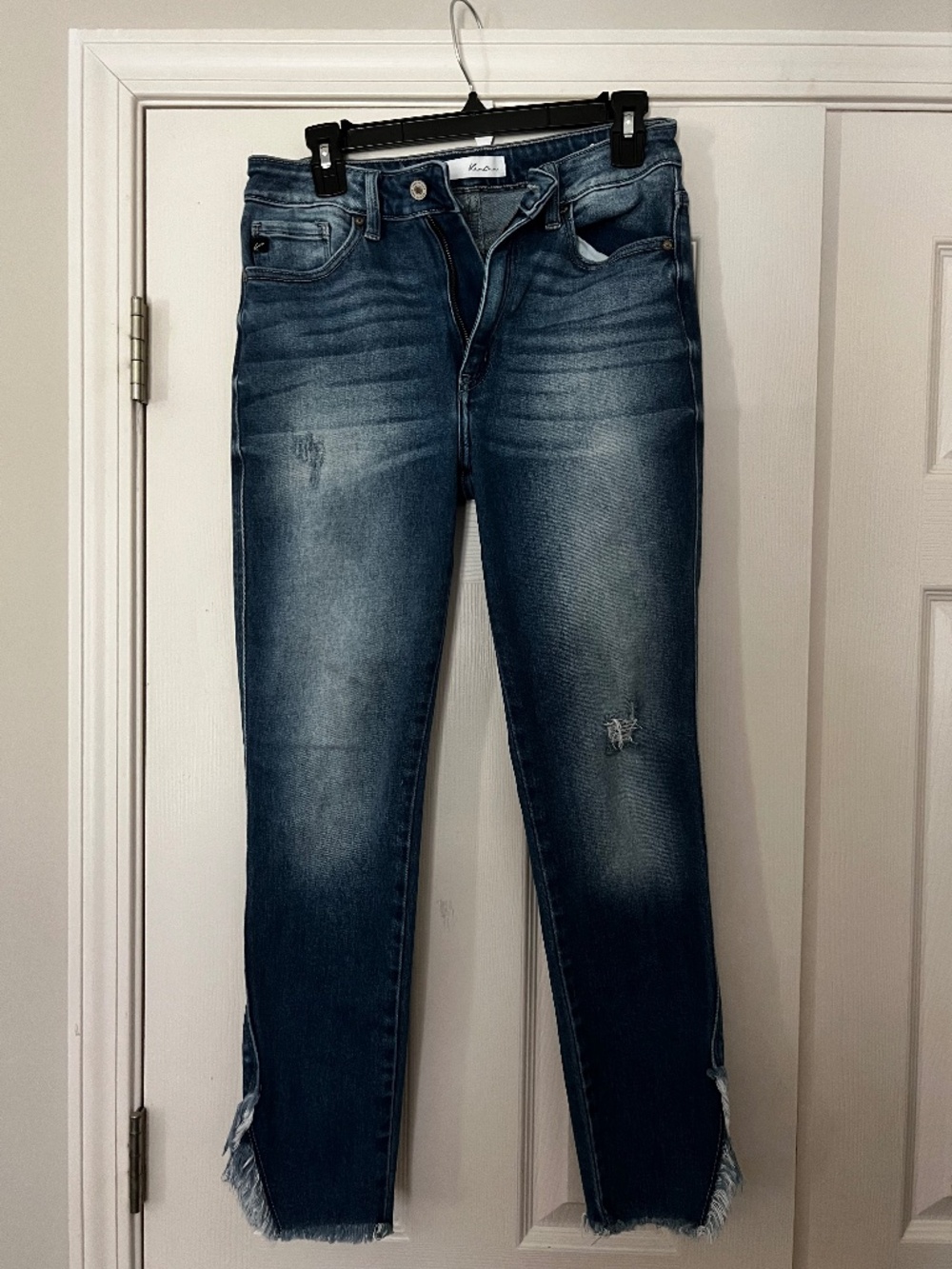 KanCan Distressed Skinny Jeans Size 9/28